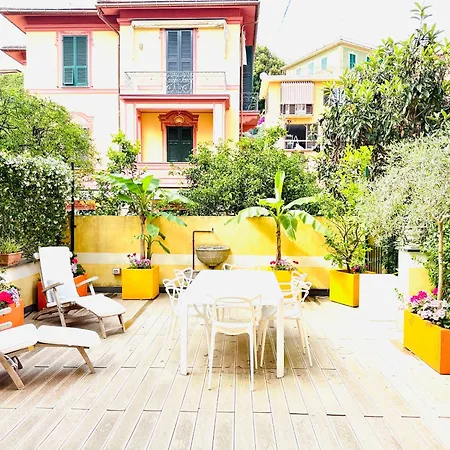 Апартаменты Comecasa Santa Margherita Terraced Санта-Маргерита-Лигуре